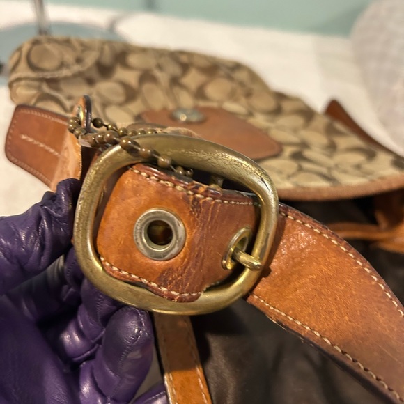 Coach Brown Monogram Crossbody Bag with Gold Buckle - Picture 7 of 9